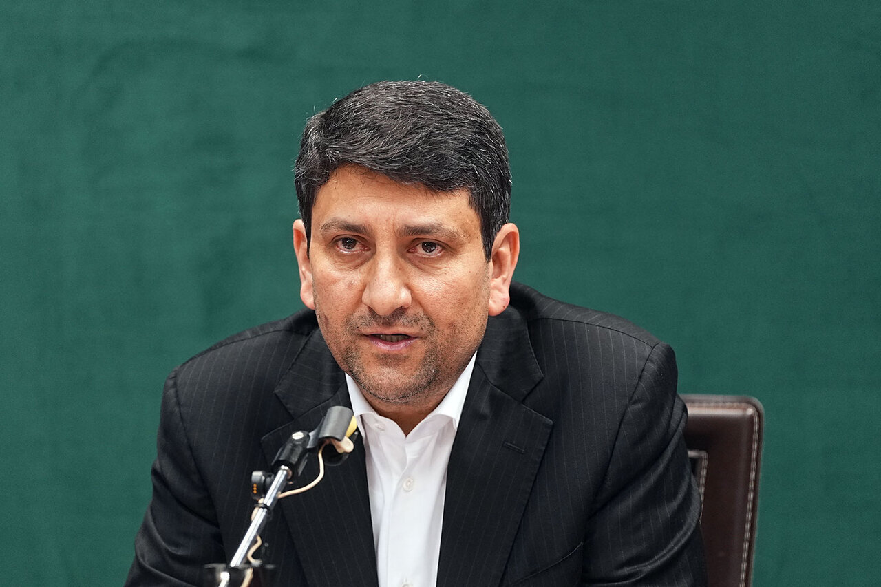 ببینید | ستار هاشمی: اینترنت رایگان در بیش از ۱۰۰ نقطه مسیر اربعین ارائه میشود ببینید | ستار هاشمی: اینترنت رایگان در بیش از ۱۰۰ نقطه مسیر اربعین ارائه میشود